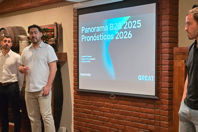 Sebastian Kraus, Rafael Ryuiti Akao y Leandro Cuozzo de Kaspersky.